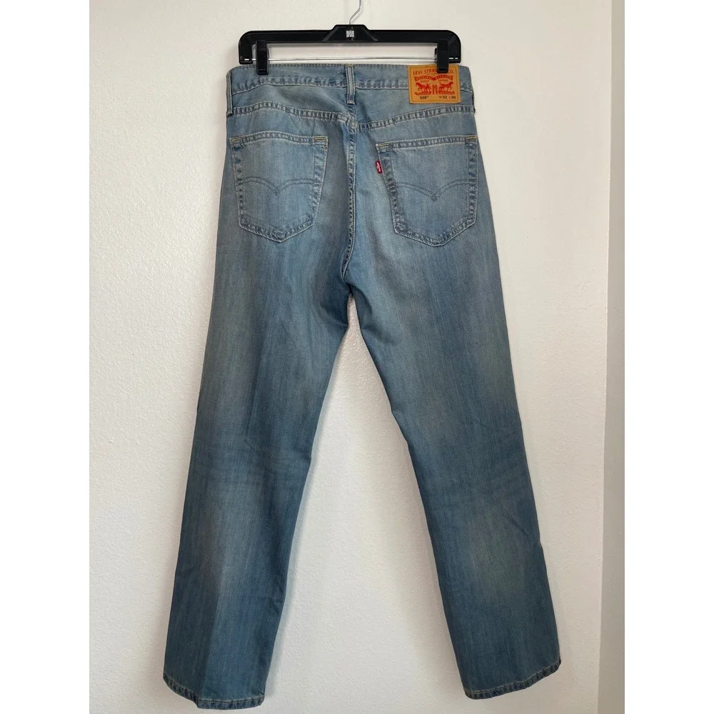 Levis 559 Relaxed Straight Leg Jeans Mens 32x30 Light Wash Blue 00559-0363